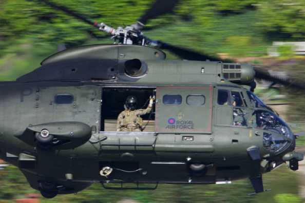 14 April 2020 - 16-37-39 
.....closely followed by XW232 and its crew
--------------------
RAF Puma helicopters ZA935 & XW232 
Over Dartmouth & Kingswear